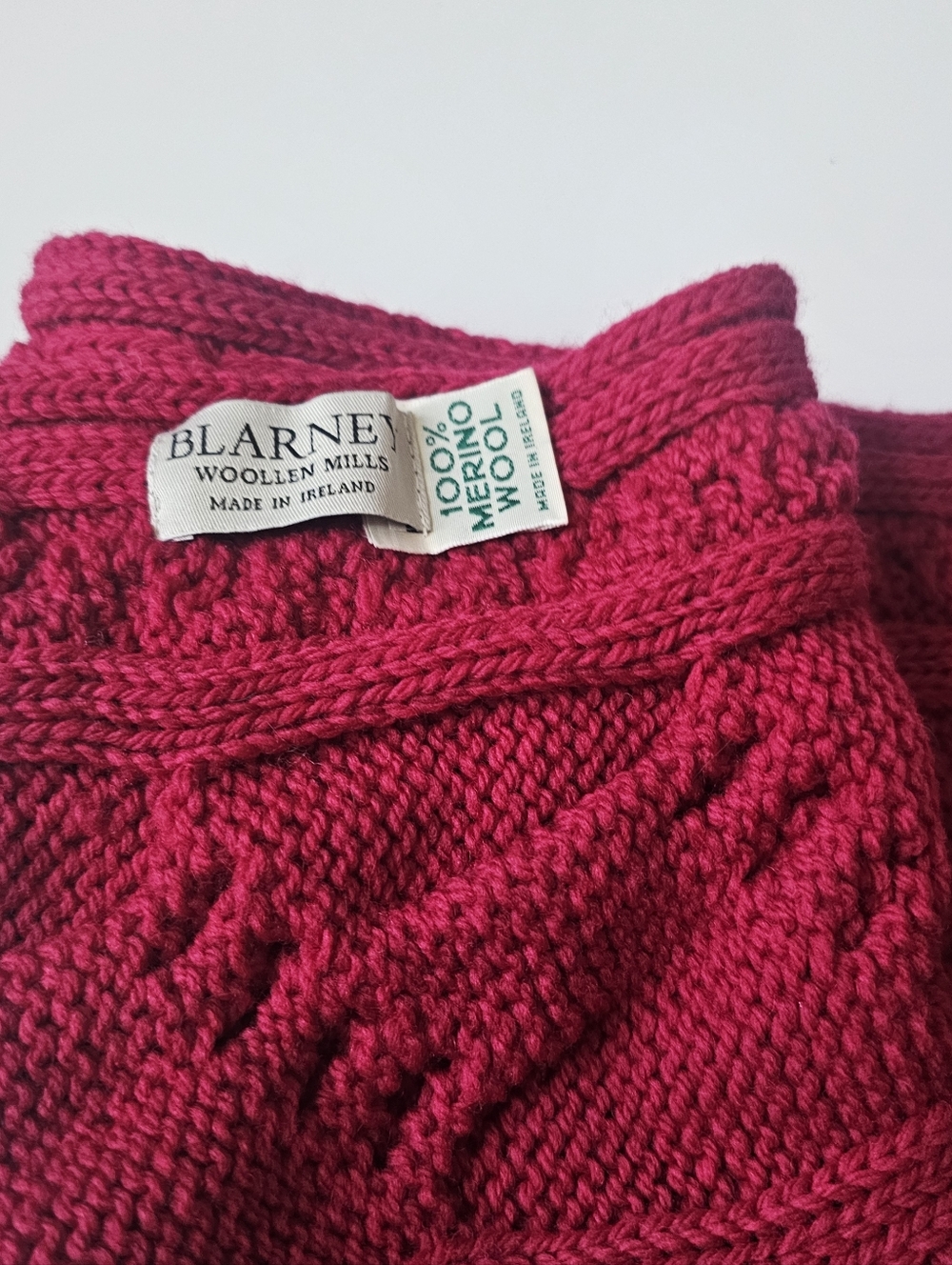 Blarney Woollen Mills Chunky Cable Knit Scarf - Picture 2 of 2